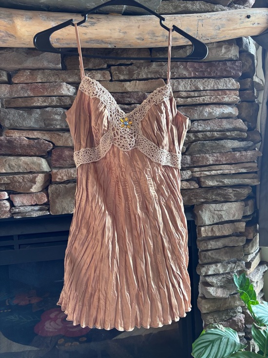Dolled Up Other - Gold DOLLED UP BY FANG tank top Medium vtg Y2K boho hippie (B5526)